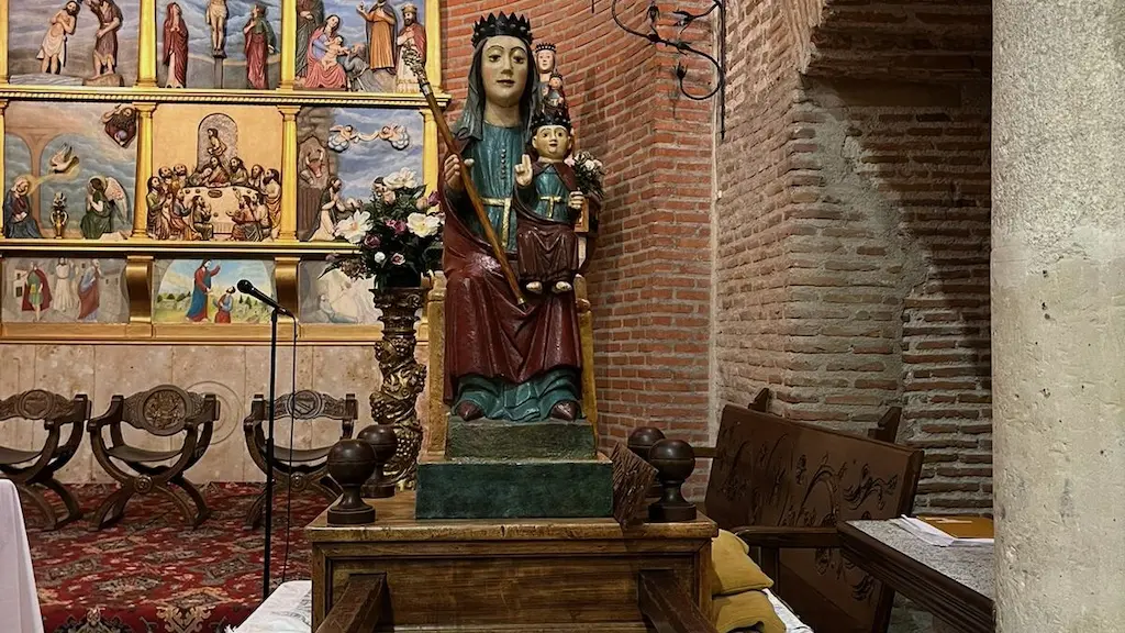 Virgen del Hinojal de Paradinas