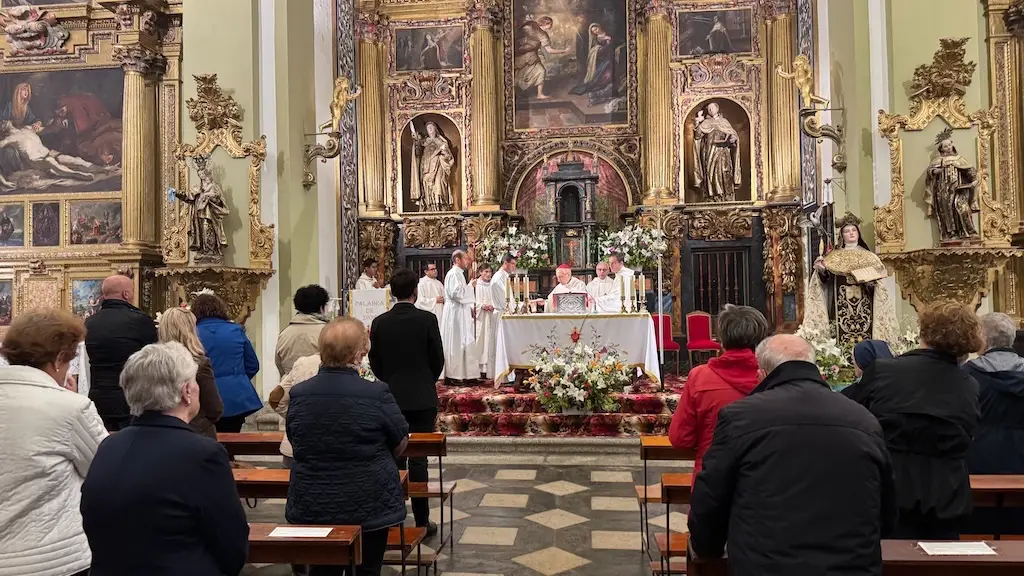 Misa de Santa Teresa en las Carmelitas