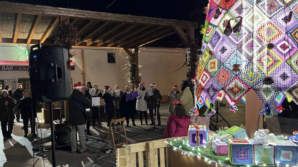 Encendido árbol de Navidad de Mancera de Abajo