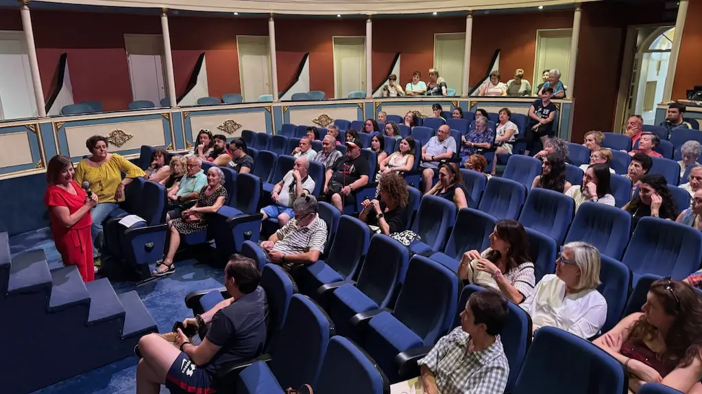Reunión con el público de El Gran Prix