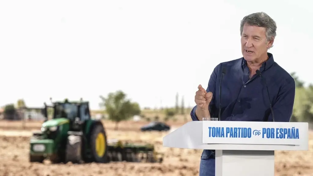 Feijóo anuncia diez prioridades para el campo