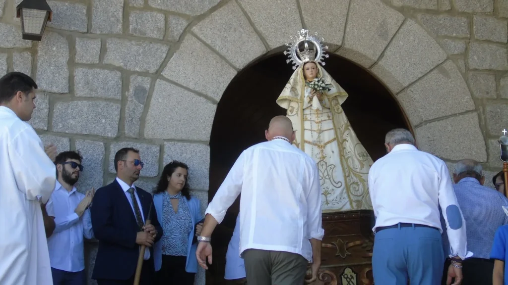 Procesión Virgen de la Encina