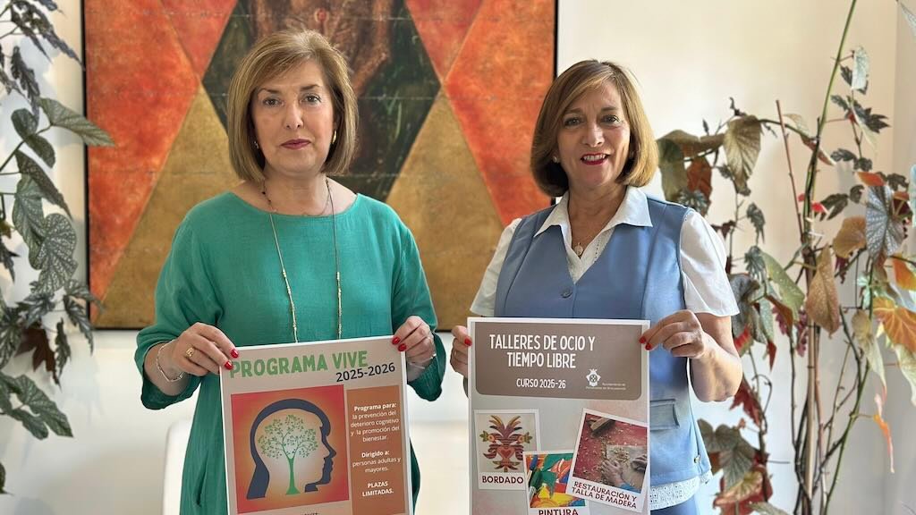 Sonsoles Núñez y Carmen Ávila presentan la programación de actividades de ocio y tiempo libre