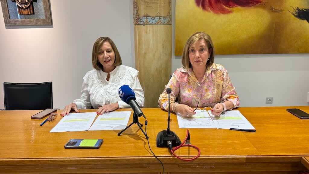 Carmen Ávila y Sonsoles González en rueda de prensa sobre el Plan ELPEX para jóvenes
