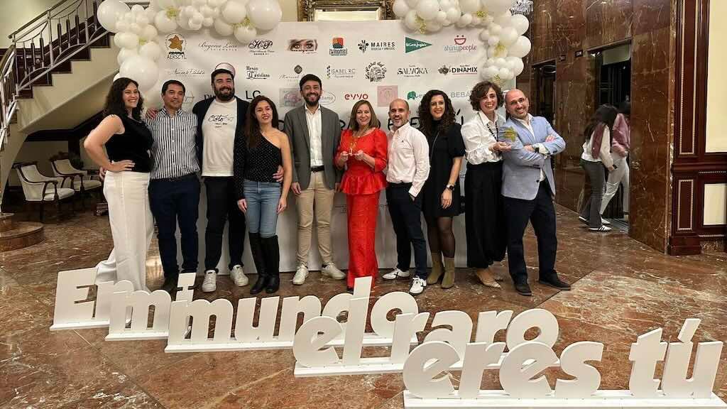 Carmen Ávila y concejales peñarandinos en los premios AERSCyL