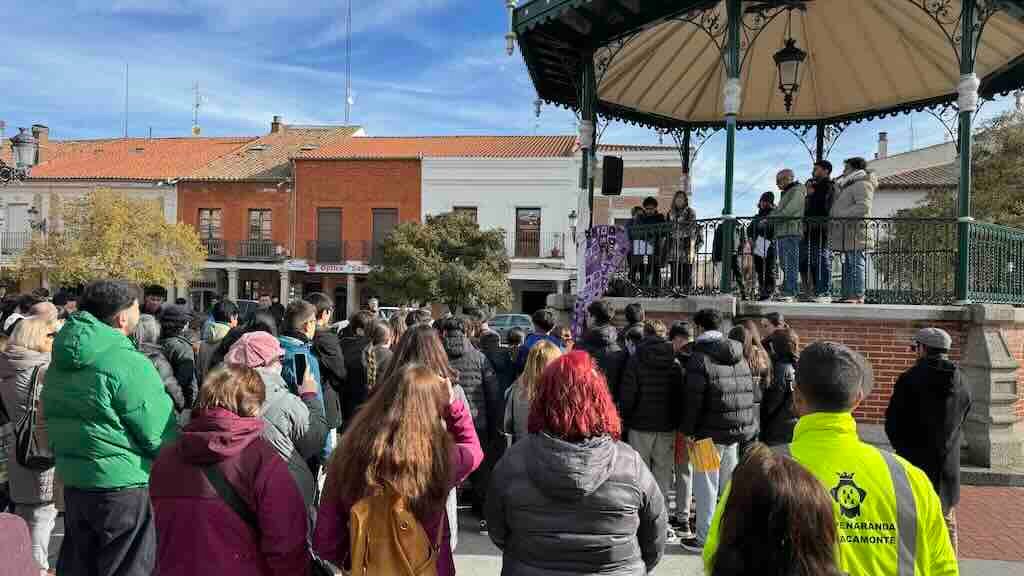 Concentración en el Día contra la violencia hacia la mujer.