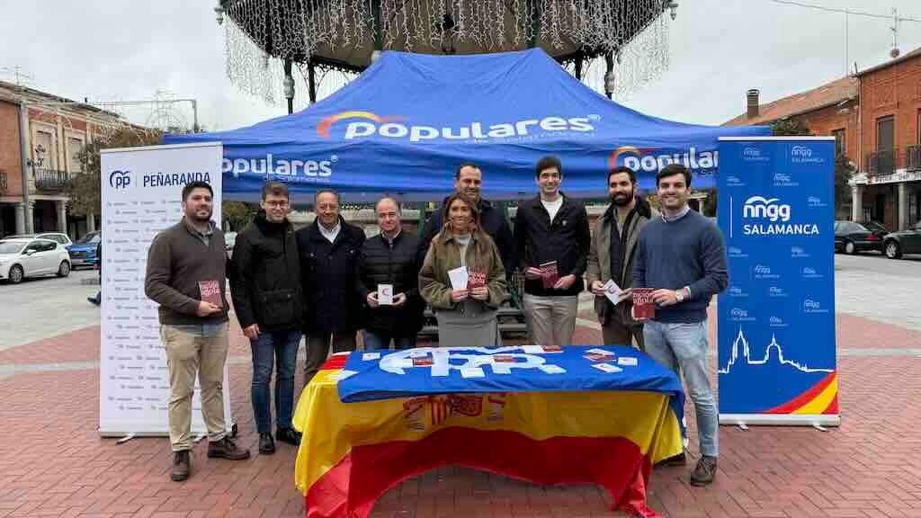 Reparto de la Constitución del PP en Peñaranda