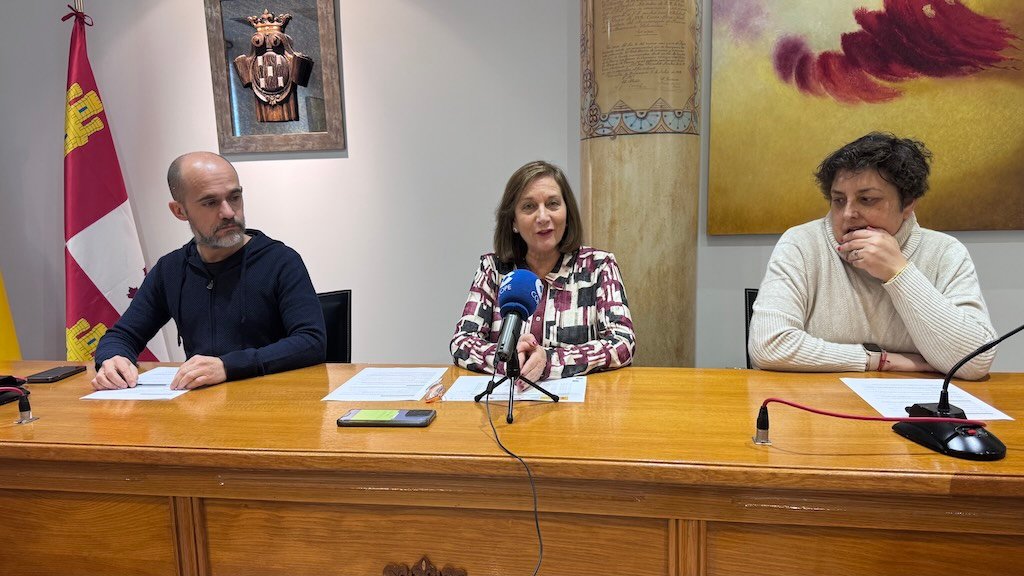 Carmen Ávila ha informado de las nuevas acciones de formación y empleo.