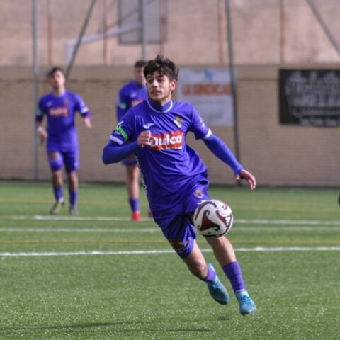 Un momento del partido entre el CD Peñaranda y el Jai Ala