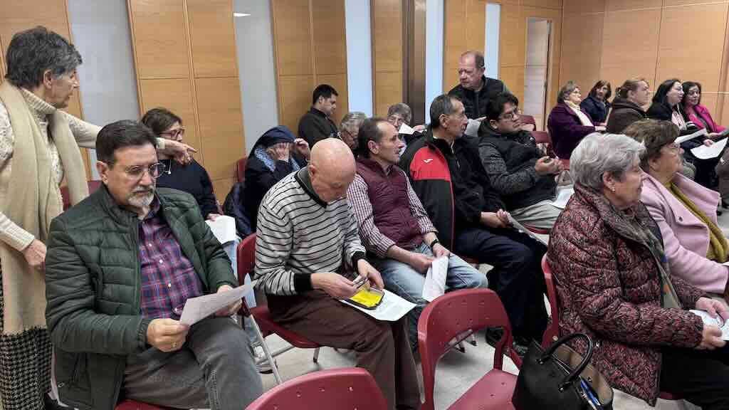 El arciprestazgo reflexiona sobre el Concilio Vaticano II y sus desafíos actuales 5 IMG 8236