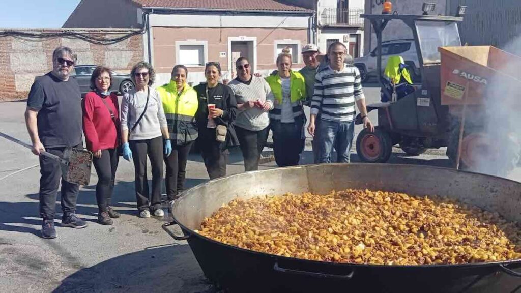 Matanza tradicional de la Asociación cultural La Corraliza de Villar de Gallimazo