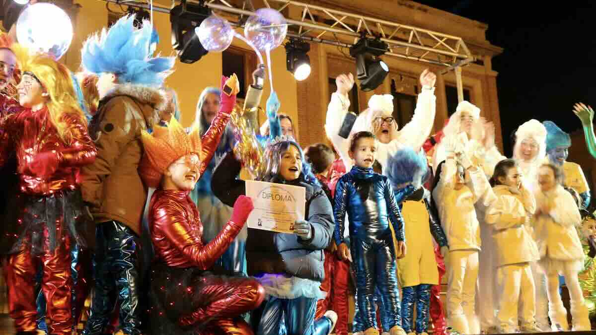 El desfile de Carnaval desata una fiesta inolvidable en las calles de Peñaranda 12 c506a043 5c00 4066 8d3e b6221461a0f7