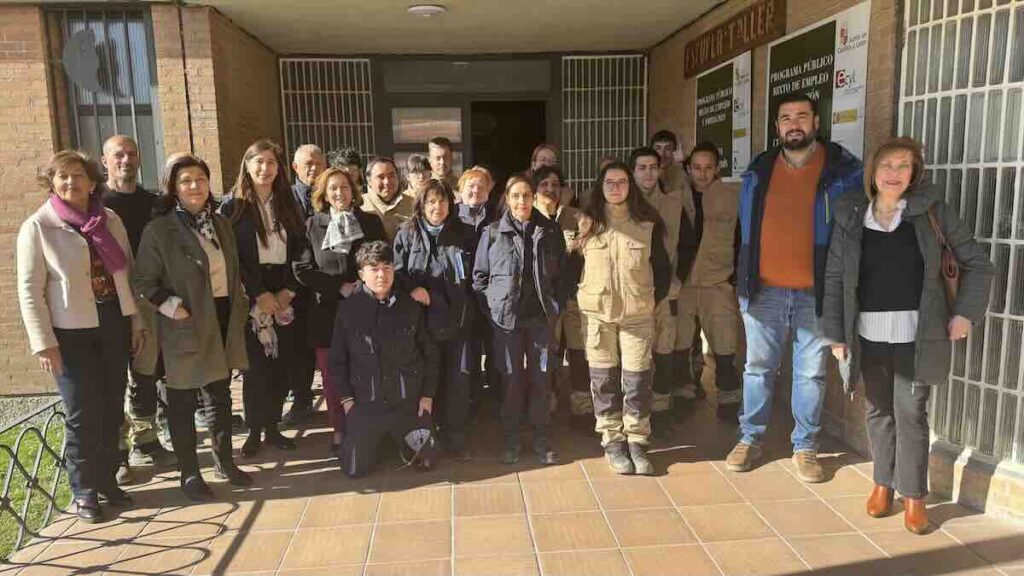 Alumnos y profesores de los 2 nuevos programas mixtos de formación y emple