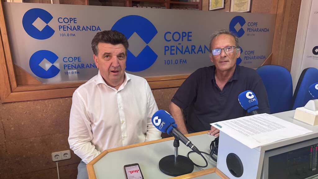 Joaquín Pinto y Javier Bajo durante la entrevista en COPE