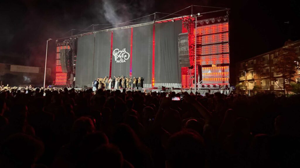 La verbena con la Orquesta Paris de Noia fue una de las principales citas