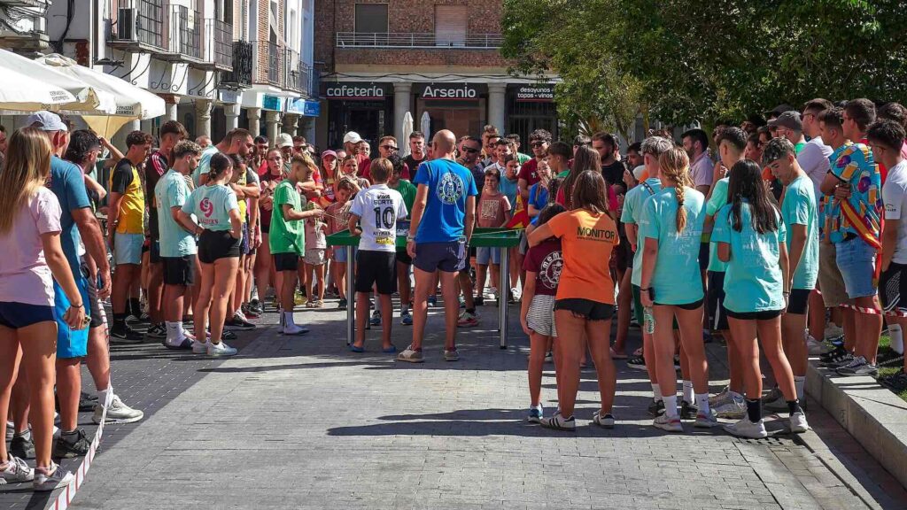 La gincana de peñas fue la gran protagonista del miércoles